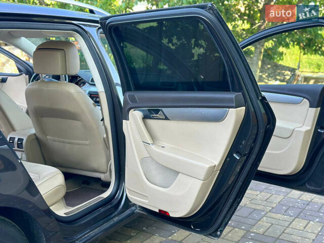 Коричневый Фольксваген Пассат, объемом двигателя 1.97 л и пробегом 244 тыс. км за 10800 $, фото 22 на Automoto.ua