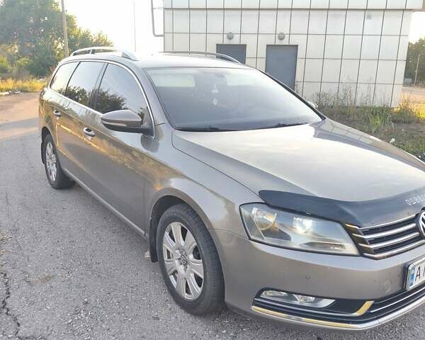 Коричневый Фольксваген Пассат, объемом двигателя 1.97 л и пробегом 225 тыс. км за 10500 $, фото 1 на Automoto.ua