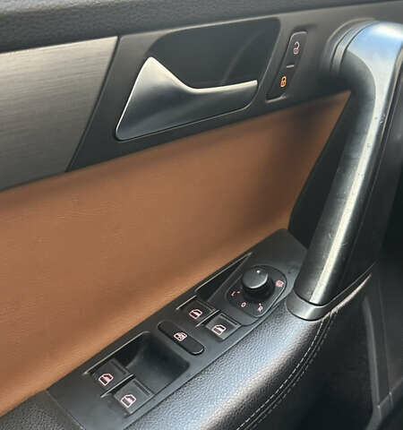 Коричневый Фольксваген Пассат, объемом двигателя 1.97 л и пробегом 298 тыс. км за 9800 $, фото 12 на Automoto.ua