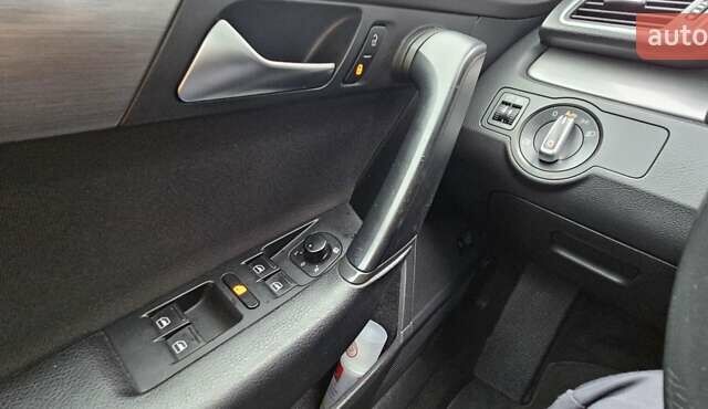 Коричневый Фольксваген Пассат, объемом двигателя 1.39 л и пробегом 230 тыс. км за 9800 $, фото 37 на Automoto.ua