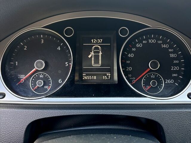 Коричневый Фольксваген Пассат, объемом двигателя 1.6 л и пробегом 265 тыс. км за 9200 $, фото 6 на Automoto.ua