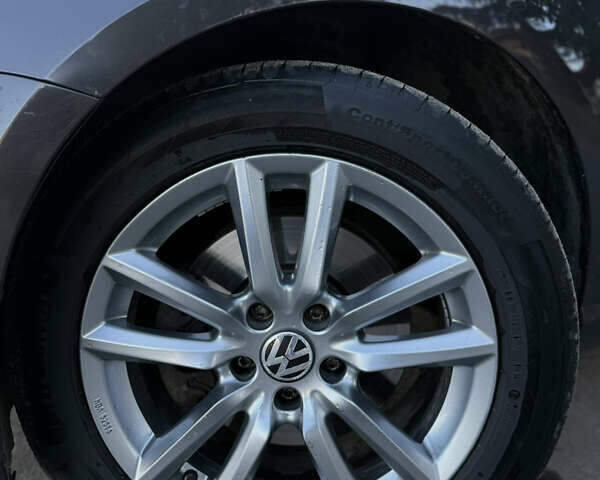 Коричневий Фольксваген Пассат, об'ємом двигуна 2 л та пробігом 309 тис. км за 10500 $, фото 6 на Automoto.ua