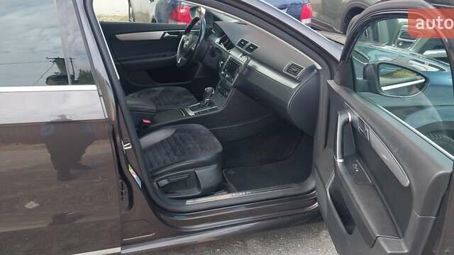 Коричневый Фольксваген Пассат, объемом двигателя 0 л и пробегом 235 тыс. км за 11700 $, фото 14 на Automoto.ua