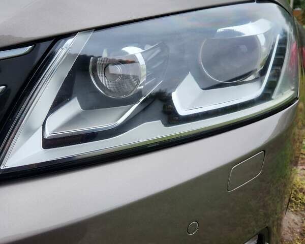 Коричневый Фольксваген Пассат, объемом двигателя 2 л и пробегом 238 тыс. км за 10800 $, фото 1 на Automoto.ua