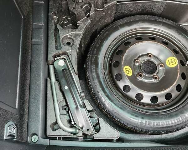 Коричневый Фольксваген Пассат, объемом двигателя 2 л и пробегом 238 тыс. км за 10800 $, фото 19 на Automoto.ua