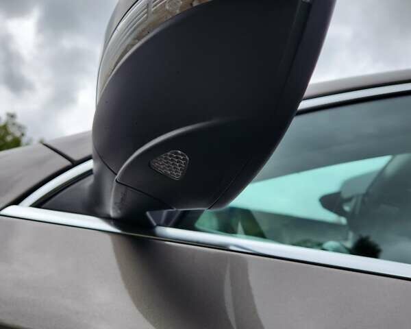 Коричневый Фольксваген Пассат, объемом двигателя 2 л и пробегом 238 тыс. км за 10800 $, фото 41 на Automoto.ua