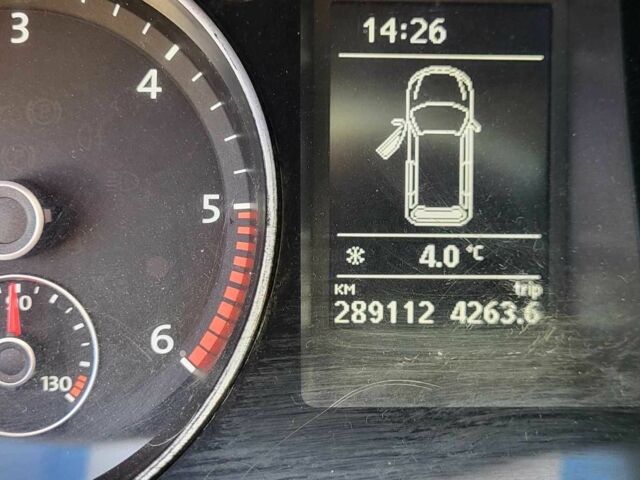 Коричневый Фольксваген Пассат, объемом двигателя 1.6 л и пробегом 289 тыс. км за 8800 $, фото 4 на Automoto.ua