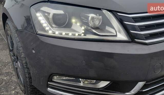 Коричневый Фольксваген Пассат, объемом двигателя 1.97 л и пробегом 243 тыс. км за 10999 $, фото 3 на Automoto.ua