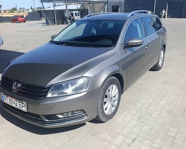 Коричневий Фольксваген Пассат, об'ємом двигуна 1.6 л та пробігом 242 тис. км за 10500 $, фото 3 на Automoto.ua