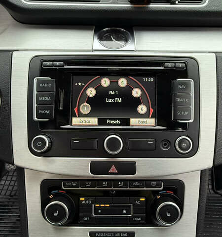 Коричневый Фольксваген Пассат, объемом двигателя 1.97 л и пробегом 289 тыс. км за 12192 $, фото 9 на Automoto.ua