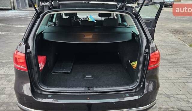 Коричневый Фольксваген Пассат, объемом двигателя 1.39 л и пробегом 230 тыс. км за 9800 $, фото 19 на Automoto.ua