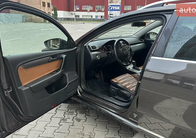 Коричневый Фольксваген Пассат, объемом двигателя 1.97 л и пробегом 298 тыс. км за 9800 $, фото 10 на Automoto.ua