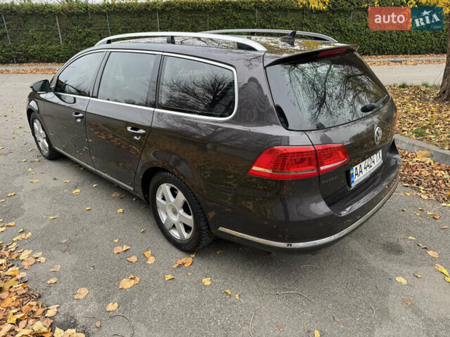 Коричневый Фольксваген Пассат, объемом двигателя 2 л и пробегом 290 тыс. км за 10500 $, фото 4 на Automoto.ua