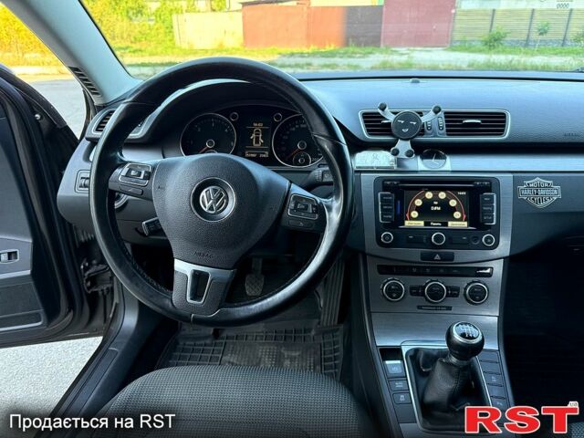 Коричневий Фольксваген Пассат, об'ємом двигуна 1.6 л та пробігом 250 тис. км за 8500 $, фото 5 на Automoto.ua