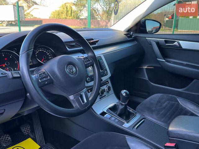 Коричневий Фольксваген Пассат, об'ємом двигуна 1.6 л та пробігом 320 тис. км за 10750 $, фото 7 на Automoto.ua