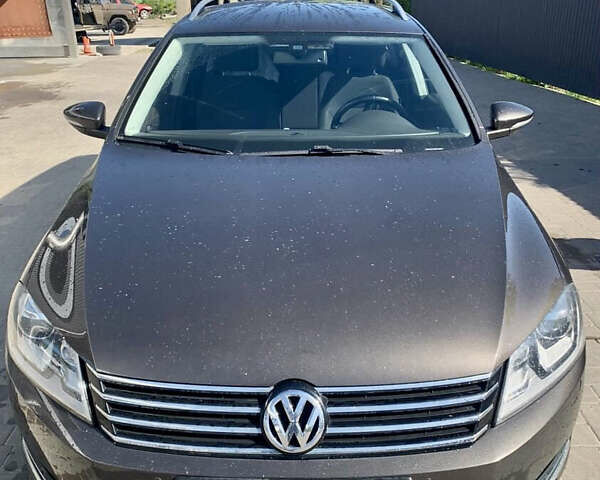 Коричневий Фольксваген Пассат, об'ємом двигуна 1.8 л та пробігом 212 тис. км за 9000 $, фото 1 на Automoto.ua