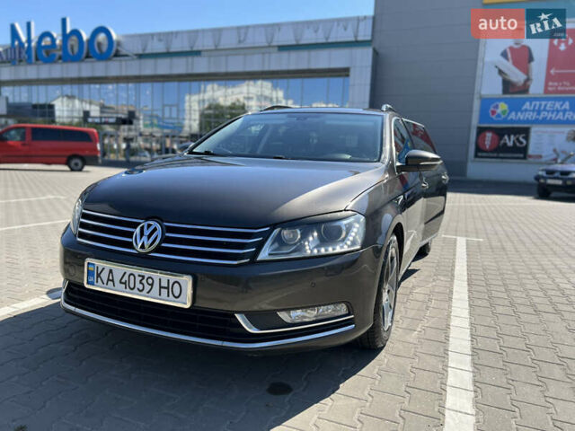 Коричневий Фольксваген Пассат, об'ємом двигуна 2 л та пробігом 265 тис. км за 9499 $, фото 32 на Automoto.ua