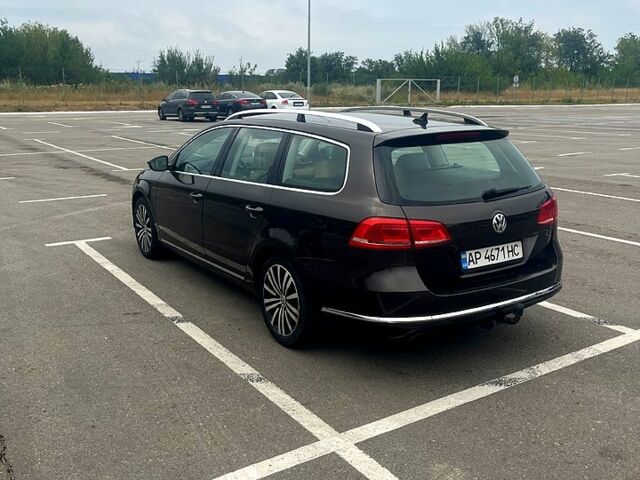 Коричневый Фольксваген Пассат, объемом двигателя 1.6 л и пробегом 320 тыс. км за 10600 $, фото 5 на Automoto.ua