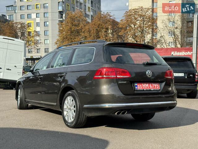 Коричневый Фольксваген Пассат, объемом двигателя 1.97 л и пробегом 238 тыс. км за 12800 $, фото 3 на Automoto.ua
