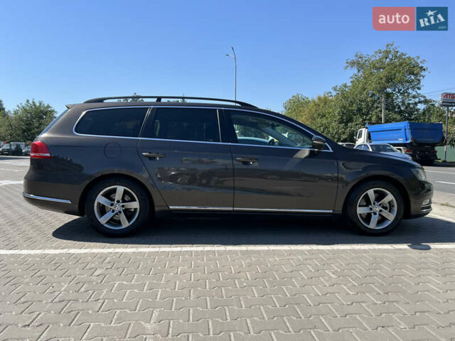 Коричневий Фольксваген Пассат, об'ємом двигуна 2 л та пробігом 265 тис. км за 9499 $, фото 28 на Automoto.ua