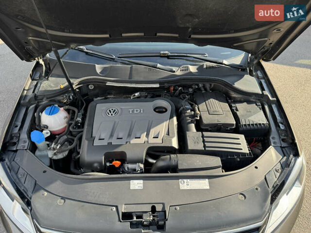 Коричневый Фольксваген Пассат, объемом двигателя 1.97 л и пробегом 238 тыс. км за 12800 $, фото 32 на Automoto.ua