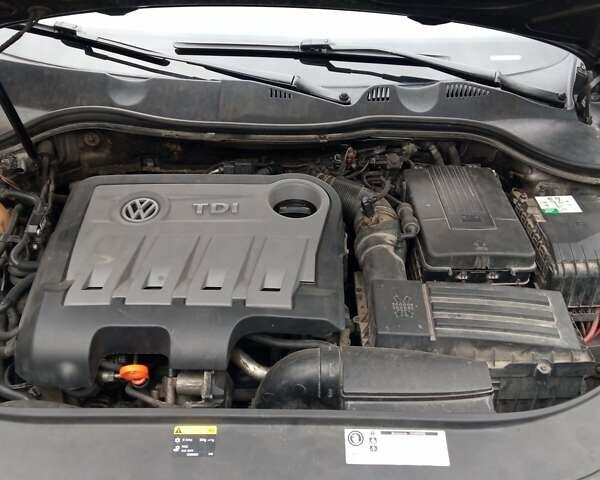 Коричневый Фольксваген Пассат, объемом двигателя 1.97 л и пробегом 236 тыс. км за 9000 $, фото 2 на Automoto.ua