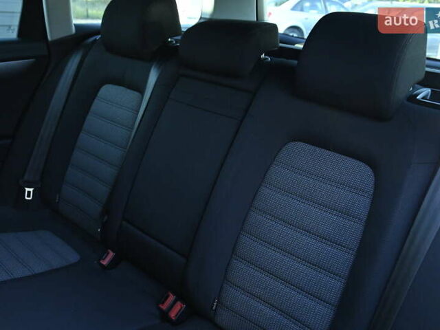 Коричневый Фольксваген Пассат, объемом двигателя 1.4 л и пробегом 217 тыс. км за 8800 $, фото 30 на Automoto.ua