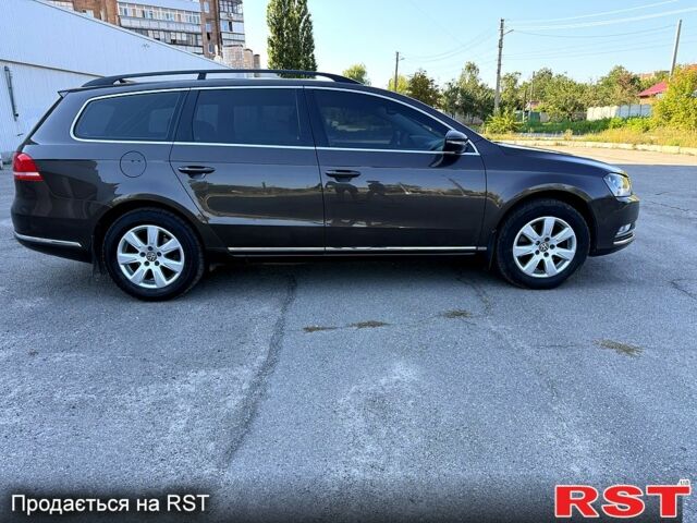 Коричневий Фольксваген Пассат, об'ємом двигуна 1.6 л та пробігом 250 тис. км за 8500 $, фото 2 на Automoto.ua