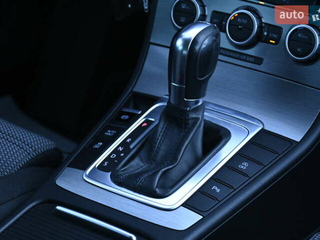 Коричневый Фольксваген Пассат, объемом двигателя 1.4 л и пробегом 217 тыс. км за 8800 $, фото 39 на Automoto.ua