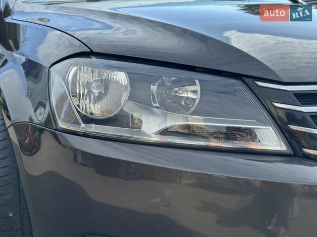 Коричневый Фольксваген Пассат, объемом двигателя 1.97 л и пробегом 238 тыс. км за 12800 $, фото 11 на Automoto.ua