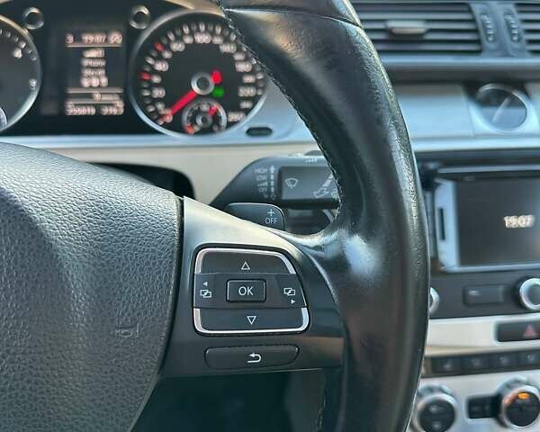 Коричневый Фольксваген Пассат, объемом двигателя 1.97 л и пробегом 256 тыс. км за 12850 $, фото 23 на Automoto.ua