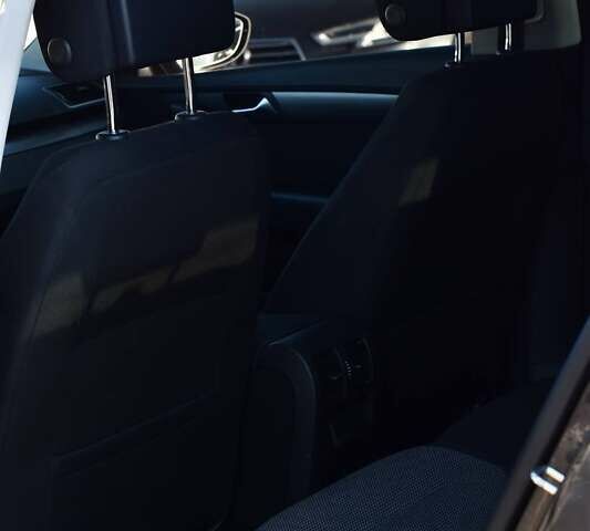 Коричневый Фольксваген Пассат, объемом двигателя 1.6 л и пробегом 210 тыс. км за 8550 $, фото 19 на Automoto.ua