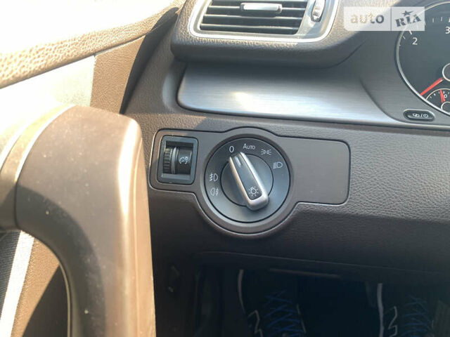 Коричневий Фольксваген Пассат, об'ємом двигуна 2 л та пробігом 265 тис. км за 9499 $, фото 11 на Automoto.ua