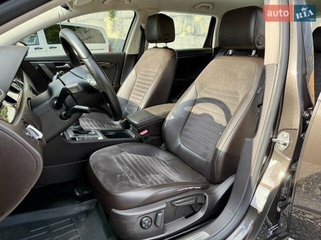 Коричневый Фольксваген Пассат, объемом двигателя 1.8 л и пробегом 165 тыс. км за 10500 $, фото 7 на Automoto.ua