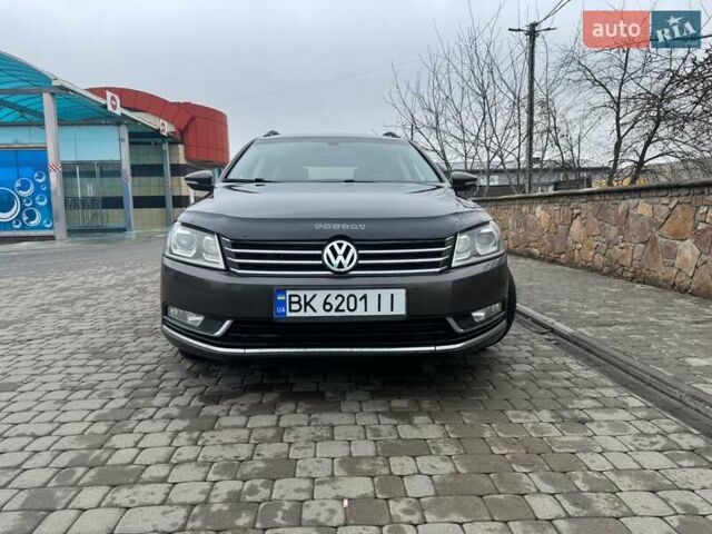 Коричневый Фольксваген Пассат, объемом двигателя 2 л и пробегом 325 тыс. км за 10500 $, фото 5 на Automoto.ua