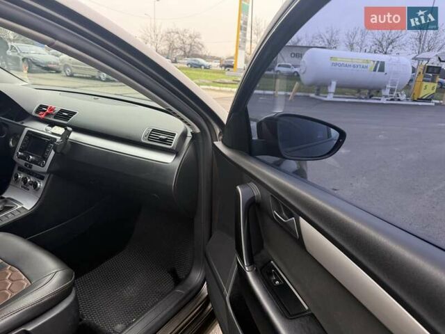 Коричневый Фольксваген Пассат, объемом двигателя 1.6 л и пробегом 250 тыс. км за 9999 $, фото 31 на Automoto.ua