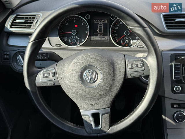 Коричневый Фольксваген Пассат, объемом двигателя 1.97 л и пробегом 238 тыс. км за 12800 $, фото 24 на Automoto.ua