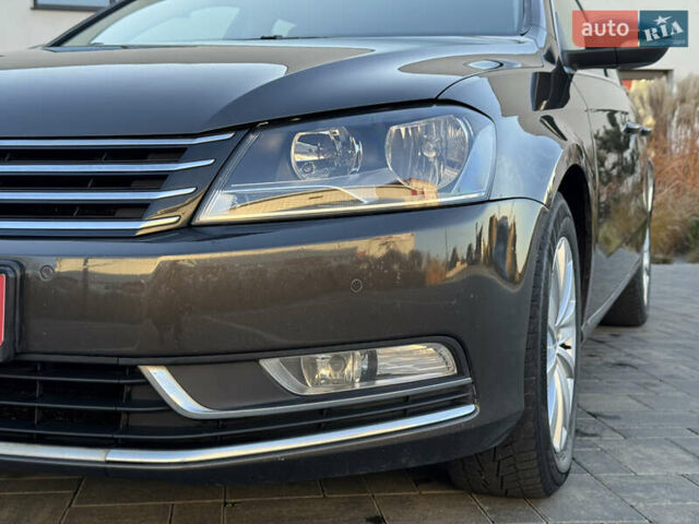 Коричневий Фольксваген Пассат, об'ємом двигуна 1.97 л та пробігом 239 тис. км за 12800 $, фото 5 на Automoto.ua