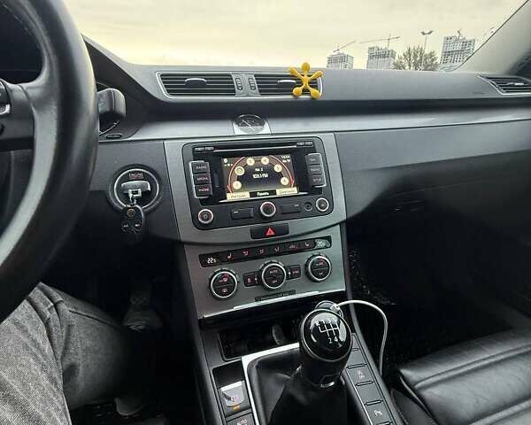 Коричневий Фольксваген Пассат, об'ємом двигуна 1.97 л та пробігом 298 тис. км за 9700 $, фото 26 на Automoto.ua