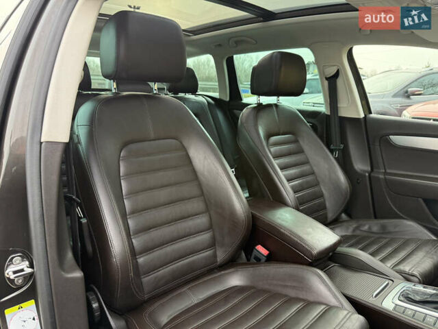 Коричневый Фольксваген Пассат, объемом двигателя 1.4 л и пробегом 258 тыс. км за 8999 $, фото 31 на Automoto.ua