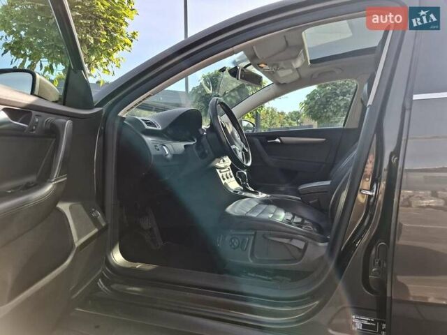 Коричневый Фольксваген Пассат, объемом двигателя 2 л и пробегом 336 тыс. км за 12200 $, фото 5 на Automoto.ua