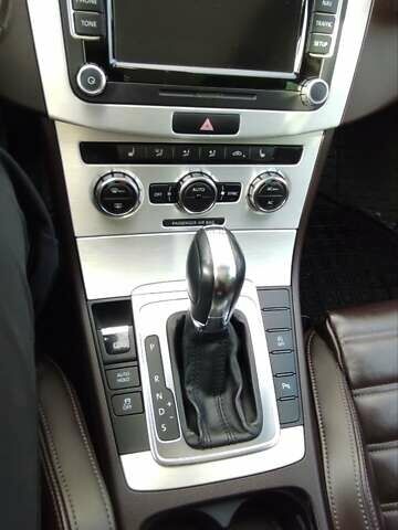 Коричневый Фольксваген Пассат, объемом двигателя 2 л и пробегом 228 тыс. км за 13500 $, фото 1 на Automoto.ua