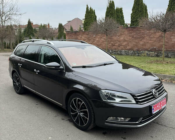 Коричневий Фольксваген Пассат, об'ємом двигуна 2 л та пробігом 217 тис. км за 12999 $, фото 6 на Automoto.ua