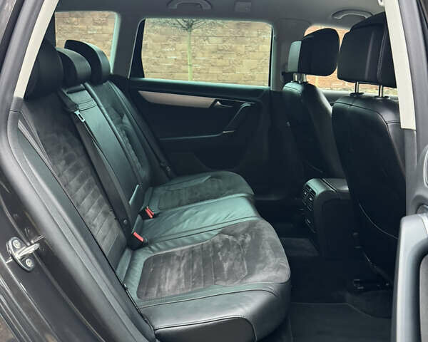 Коричневий Фольксваген Пассат, об'ємом двигуна 2 л та пробігом 217 тис. км за 12999 $, фото 84 на Automoto.ua