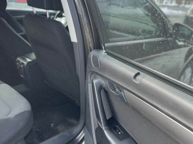 Коричневий Фольксваген Пассат, об'ємом двигуна 1.6 л та пробігом 284 тис. км за 8950 $, фото 16 на Automoto.ua