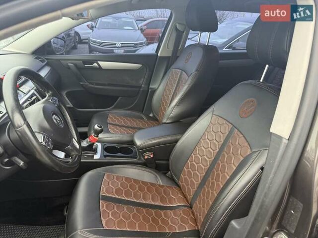 Коричневый Фольксваген Пассат, объемом двигателя 1.6 л и пробегом 250 тыс. км за 9999 $, фото 16 на Automoto.ua