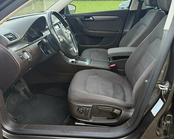 Коричневый Фольксваген Пассат, объемом двигателя 1.97 л и пробегом 336 тыс. км за 11700 $, фото 10 на Automoto.ua