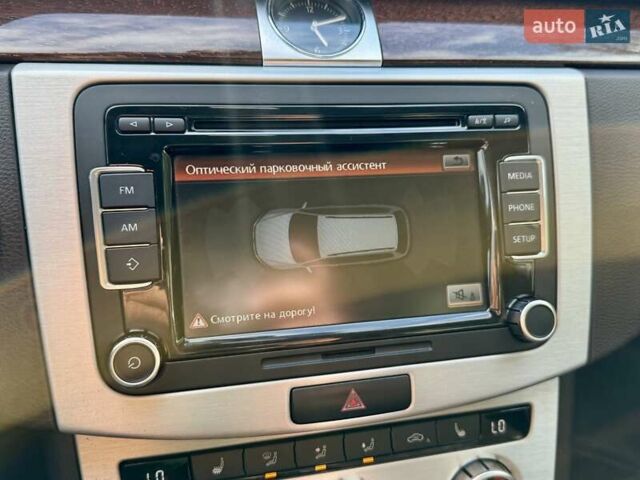 Коричневый Фольксваген Пассат, объемом двигателя 1.8 л и пробегом 165 тыс. км за 10500 $, фото 16 на Automoto.ua