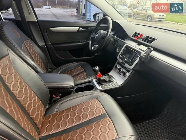 Коричневый Фольксваген Пассат, объемом двигателя 1.6 л и пробегом 250 тыс. км за 9999 $, фото 30 на Automoto.ua