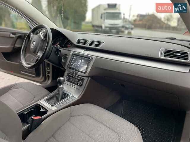 Коричневый Фольксваген Пассат, объемом двигателя 2 л и пробегом 225 тыс. км за 8599 $, фото 29 на Automoto.ua